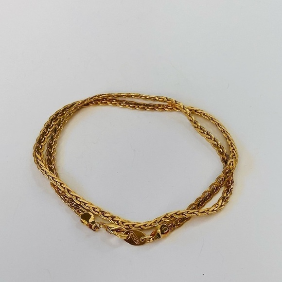 Avon Chain Necklace Flat Gold Tone Vintage 17.5” - Picture 1 of 10